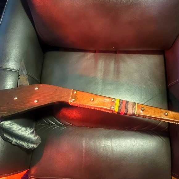 Hand made war club - Picture 2 of 2